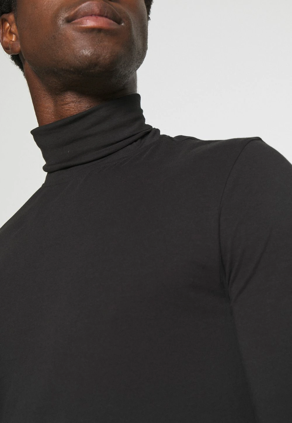 Pier One Assurance De L’Authenticité 2 PACK – T-shirt à Manches Longues T-shirts Col Roulé Homme 9 Pier One Assurance De L’Authenticité 2 PACK – T-shirt à Manches Longues T-shirts Col Roulé Homme – Image 7