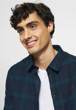 Pier One Chemise Se Vend Bas Prix Chemises Col Kent Homme -Mode Vêtements Boutique 60ff006a248a4e558dbde6647cd82b01