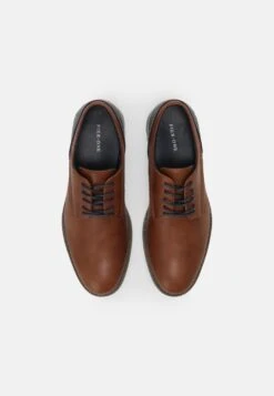Qualité Garantie Pier One Chaussures à Lacets Derbies Et Richelieus Rond Homme -Mode Vêtements Boutique 660a5d050b0e4a5a8395aee2c7f7bfb9