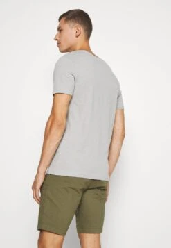 Pier One T-shirt Basique Assurance De L’Authenticité T-shirts Encolure Large Ronde Homme -Mode Vêtements Boutique 67b164f365534cca89a8704f95e17467