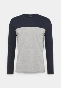 Pier One 50% Off De Vente T-shirt à Manches Longues T-shirts Col Rond Homme -Mode Vêtements Boutique 67c44f2209fa47148edcc2b4312c04eb 1