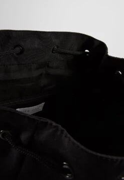 Prix Aimable Pier One UNISEX – Sac à Dos Sacs Compartiment Pour Téléphone Portable -Mode Vêtements Boutique 69bed48d3adb4008b947fb3c765fbbcd