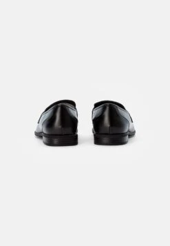 Pier One Mocassins Petit Prix Chaussures Basses Rond Homme 10 Pier One Mocassins Petit Prix Chaussures Basses Rond Homme -Mode Vêtements Boutique 6e67656eef9847dbb3a30f3ef0db8554