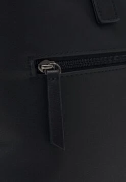 Pier One UNISEX – Mallette Produit De Première Qualité Sacs Fermeture éclair 9 Pier One UNISEX – Mallette Produit De Première Qualité Sacs Fermeture éclair -Mode Vêtements Boutique 6e877b93ad2641ef832b463a1270e38f