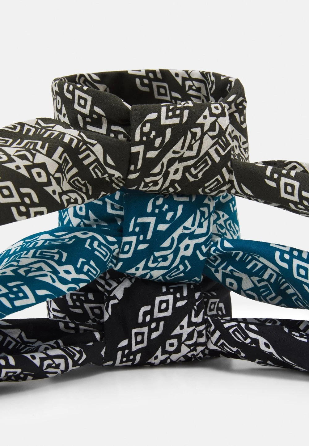 Pas Cher Pier One BANDANAS 3 PACK UNISEX – Foulard Écharpes Et Foulards Imprimé 4 Pas Cher Pier One BANDANAS 3 PACK UNISEX – Foulard Écharpes Et Foulards Imprimé – Image 2