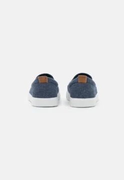 Prix Exclusifs Pier One UNISEX – Baskets Basses Mocassins Et Loafers Rond -Mode Vêtements Boutique 71590e0a2f00484c8b56a2fc94cb4227