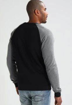 Pier One Produit De Première Qualité Sweatshirt Sweats & Hoodies Col Rond Homme -Mode Vêtements Boutique 7186947d9485429e9ee44f5df66c6210