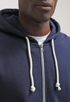 Pier One Sweat à Capuche Zippé Prix Incroyables Pulls Et Gilets Homme -Mode Vêtements Boutique 71ed43cc9dbe403489ed58f5fa117c53