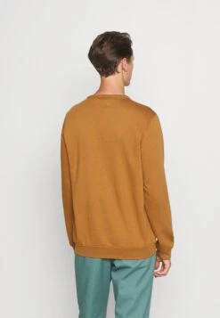 Pier One Sweatshirt Prix Sacrifiés Pulls Et Gilets Col Rond Homme 11 Pier One Sweatshirt Prix Sacrifiés Pulls Et Gilets Col Rond Homme -Mode Vêtements Boutique 745a74032eda4640821eef3ecc074674