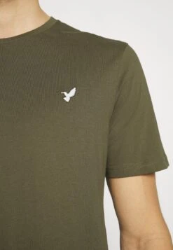 Pier One 2 PACK – T-shirt Basique Prix Ourlé T-shirts Col Rond Homme 16 Pier One 2 PACK – T-shirt Basique Prix Ourlé T-shirts Col Rond Homme -Mode Vêtements Boutique 7526a6b8b1a141aa88e3dbd5c484bdbc