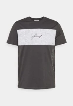 Prix Malin Pier One T-shirt Imprimé T-shirts Col Rond Homme 21 Prix Malin Pier One T-shirt Imprimé T-shirts Col Rond Homme -Mode Vêtements Boutique 7807e6685a364a36ae408bc1b5f03e73 1