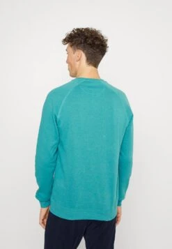 Pier One Prix Aimable 3 PACK – Sweatshirt Pulls Et Gilets Col Rond Homme -Mode Vêtements Boutique 79d5f18e109f410d85347381fd15a1bd