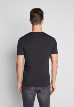 Pier One Prix Raisonnable T-shirt Imprimé T-shirts & Polos Col Rond Homme -Mode Vêtements Boutique 80541d16ce134d6f9d346fc85d1d2eb4