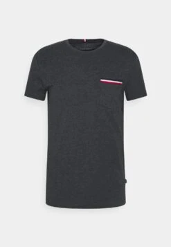 Pier One T-shirt Basique Soldes En Ligne T-shirts Col Rond Homme -Mode Vêtements Boutique 8192fcfac1604cf2a5852a697e056b1a 1