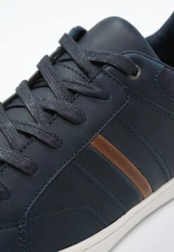 Pier One Baskets Basses Première Qualité Sneakers Rond Homme -Mode Vêtements Boutique 85cf28f6241743a4a66423b45e0796d8