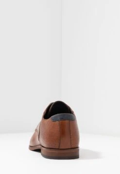 Pier One LEATHER – Derbies & Richelieus En Remise Chaussures De Ville Rond Homme -Mode Vêtements Boutique 85ed4a4ce90d47708a459aa5a2949103