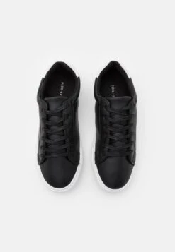 Vendre-Réclame Pier One UNISEX – Baskets Basses Sneakers Rond 11 Vendre-Réclame Pier One UNISEX – Baskets Basses Sneakers Rond -Mode Vêtements Boutique 85fdec358d9a4907b8fc02bfda0a0bf8