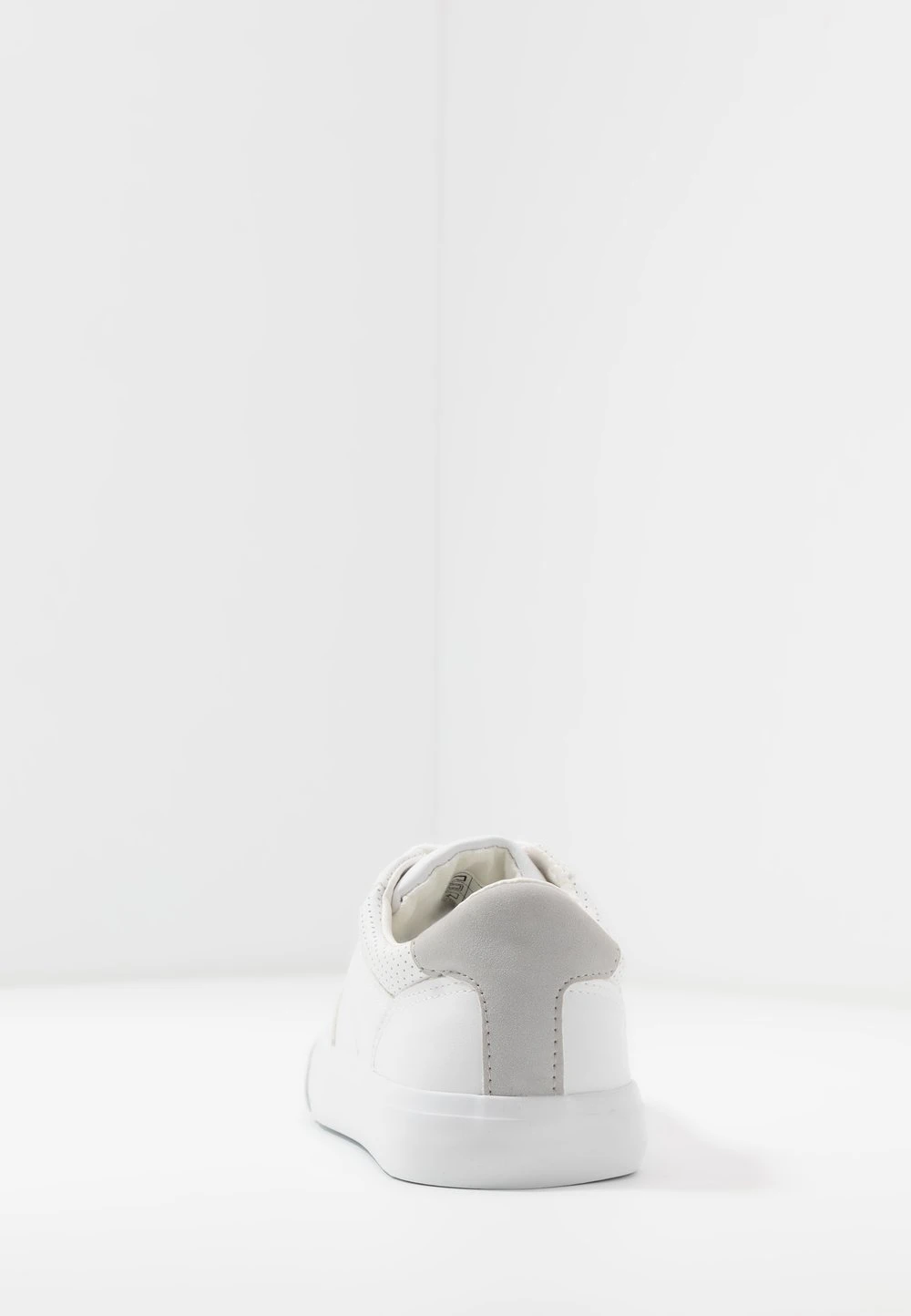 Pier One UNISEX – Baskets Basses Assurance De L’Authenticité Sneakers Rond 6 Pier One UNISEX – Baskets Basses Assurance De L’Authenticité Sneakers Rond – Image 4