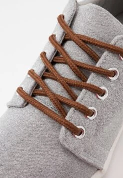 Assurance De L’Authenticité Pier One UNISEX – Baskets Basses Baskets & Sneakers Rond -Mode Vêtements Boutique 8956e04325d546cdaaf9eb7ba229d6e9