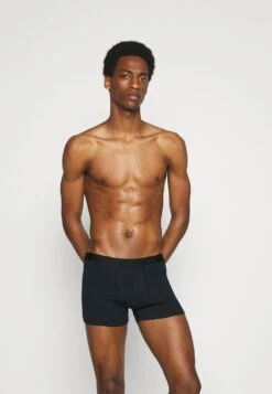 Pier One En Promotion 5 PACK – Shorty Sous-vêtements Normale Homme -Mode Vêtements Boutique 8aae816e29a04fcd82d9b66f8ccdce1b