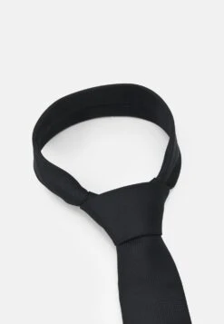 Bon Rapport Coût-Efficacité Pier One Cravate Cravates Et Nœuds Papillon Couleur Unie Homme 17 Bon Rapport Coût-Efficacité Pier One Cravate Cravates Et Nœuds Papillon Couleur Unie Homme -Mode Vêtements Boutique 8ac734854e3c488ca480e991ec6e3a71