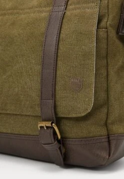 Pier One Prix Abordable Sac Bandoulière Sacs Compartiment Pour Téléphone Portable Homme -Mode Vêtements Boutique 8e4d0768ba2d4205b7fe1dd5c80fc175