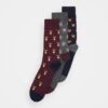 En Remise Pier One XMAS GIFT BOX 3 PACK – Chaussettes Sous-vêtements & Chaussettes Chiné Homme -Mode Vêtements Boutique 90bf7b5449af40f29f845832b67b3f56 2