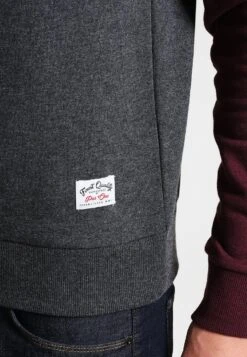 Pier One Meilleur Prix Garanti Sweatshirt Pulls Et Gilets Col Rond Homme -Mode Vêtements Boutique 933af90532604b1e8e6c7d7291f58f04