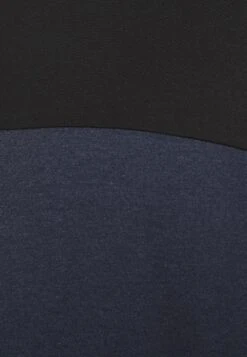 Pier One 50% Off De Vente T-shirt à Manches Longues T-shirts Col Rond Homme -Mode Vêtements Boutique 93a376cb34434d25b6de02f56ce82c71