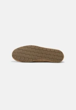 Pier One UNISEX – Espadrilles Prix Affortable Chaussures Basses Rond Homme -Mode Vêtements Boutique 95daf5eac59f4252b2e759951a909dda