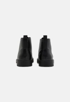 Pier One Réduction Bottines à Lacets Bottes Rond Homme -Mode Vêtements Boutique 97f5d9d22a26414dad789f8e306f334a