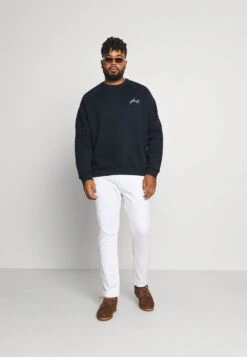 Pier One Prix Abordable BIGBIG BASIC SCRIPT CREW – Sweatshirt Pulls Et Gilets Col Rond Homme -Mode Vêtements Boutique 984a6ae00e8a491ab6d39c45fc9d6180
