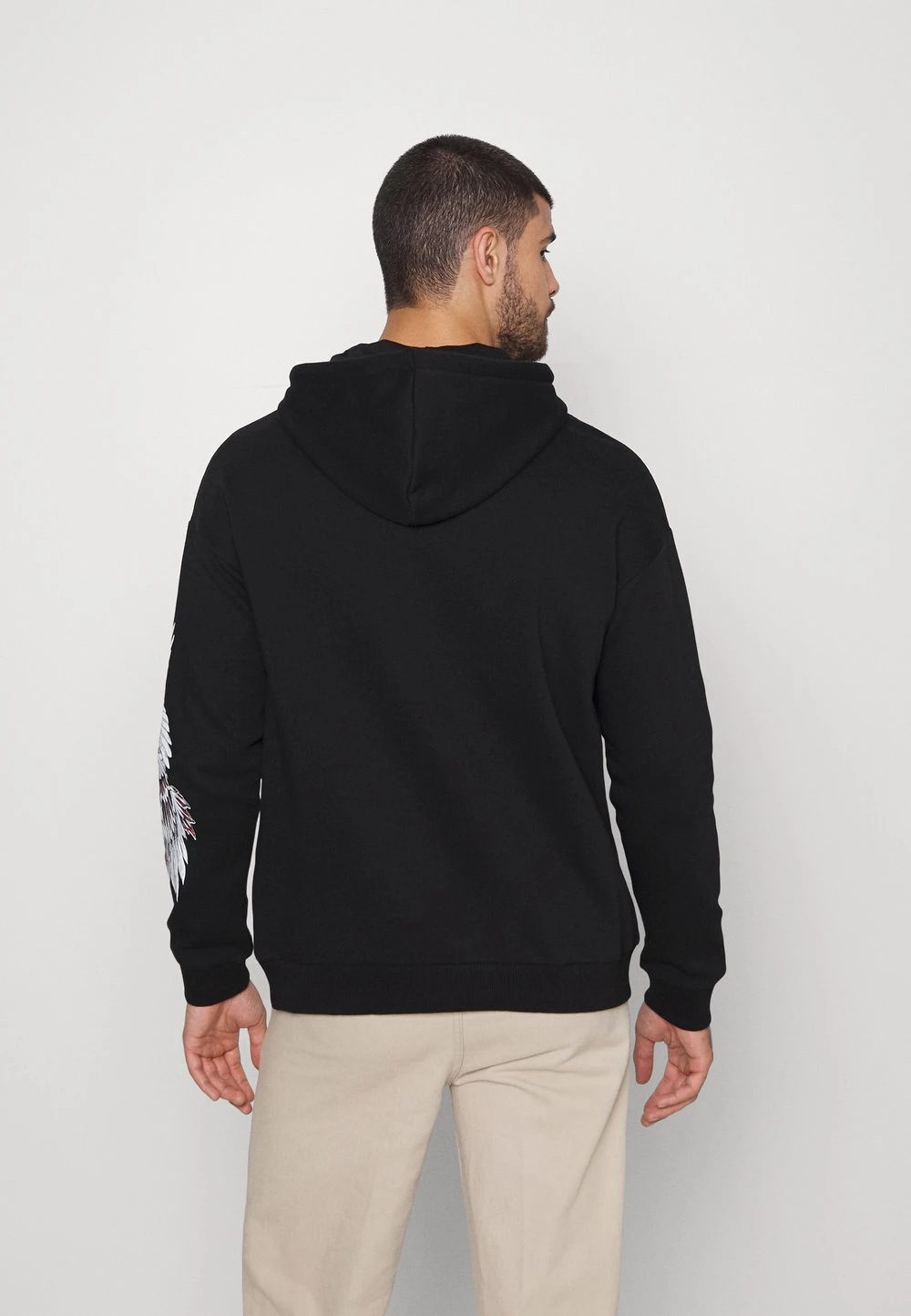 Pier One Sweatshirt Prix Accessible Sweats & Hoodies Capuche Homme 5 Pier One Sweatshirt Prix Accessible Sweats & Hoodies Capuche Homme – Image 3