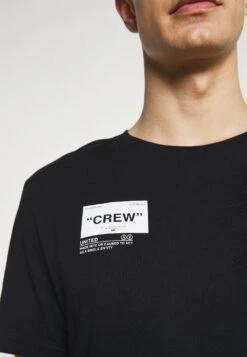 Pier One T-shirt Imprimé Assurance De L’Authenticité T-shirts Col Rond Homme -Mode Vêtements Boutique 9b516e2dfeba4fda887bbaffe4bb1d6c