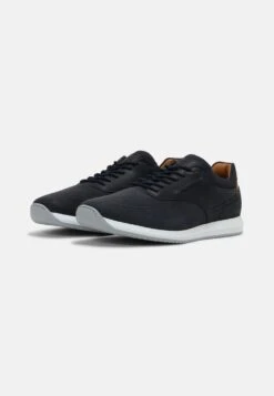 Pier One Remise En Ligne Baskets Basses Sneakers Rond Homme 10 Pier One Remise En Ligne Baskets Basses Sneakers Rond Homme -Mode Vêtements Boutique 9fdd8800fb8f48719c83dadb2fc21140