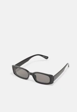 Pier One Prix Jamais Vus Lunettes De Soleil Rectangulaire Homme -Mode Vêtements Boutique a09130f4a24b45ceb5befa143265e243