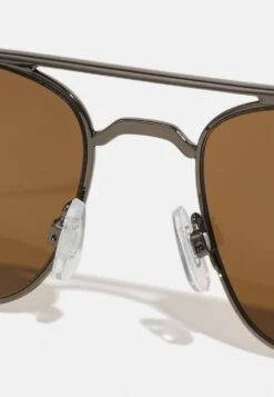 Pier One Prix Refroidis Lunettes De Soleil Aviateur Homme -Mode Vêtements Boutique a3221bfe68f145a28de089d3b795d2a8