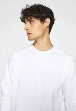 Qualité Excellente Pier One 2er Pack CREW NECK – Sweatshirt Sweats & Hoodies Col Rond Homme -Mode Vêtements Boutique a5485bef5ad44f4282ce09e954d19f56