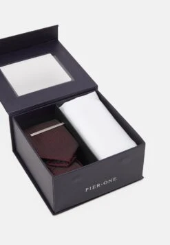 Pier One SET – Cravate Prix Dynamité Pochettes De Costume Homme Homme -Mode Vêtements Boutique a7072d9862ba4929bf398339c0d28439