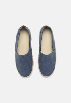 Prix Incroyables Pier One RENA ESPADRILLE UNISEX – Espadrilles Chaussures Basses Rond 19 Prix Incroyables Pier One RENA ESPADRILLE UNISEX – Espadrilles Chaussures Basses Rond -Mode Vêtements Boutique a712e8e1ca864c359ade29147a29a43e