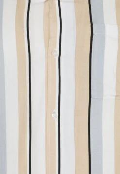 Pier One Chemise Prix Allégé Chemises Col Revers Homme 7 Pier One Chemise Prix Allégé Chemises Col Revers Homme -Mode Vêtements Boutique a8c3716e09074fbe8b81a7d284885971