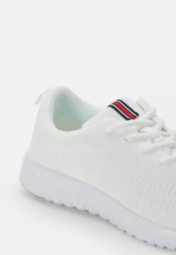 Pier One Baskets Basses Prix Refroidis Sneakers Rond Homme -Mode Vêtements Boutique a92dd0226b8c49b4b46c89760f6f8b8a