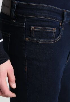 Pier One Prix Équitable BASIC – Jean Droit Jeans Normale Homme -Mode Vêtements Boutique abcf0dd4e2f44f36b372d1a00b38a238