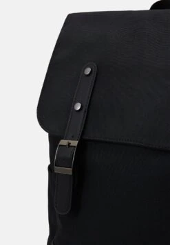 Pier One Petit Prix UNISEX – Sac à Dos Sacs Poche Pour Pc Portable 15 Pouces -Mode Vêtements Boutique adff5f78f4f7485da16c9cab4a774b40