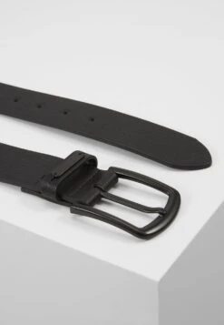 Pier One Ceinture Prix Usine Ceintures Boucle Ardillon Homme -Mode Vêtements Boutique b08744ce385349c6b9dead21c1013a81