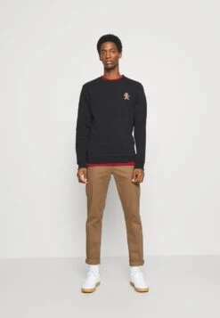 Prix Préférentiel Pier One Sweatshirt Pulls Et Gilets Col Rond Homme -Mode Vêtements Boutique b0cbbd7ab18a455abd53e6726d70cce9