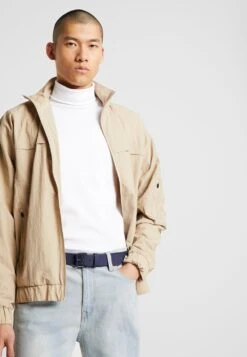 Mode Vêtements Boutique -Mode Vêtements Boutique b3d8e415f87447b5939f92421989c0f1