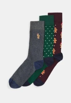 En Remise Pier One XMAS GIFT BOX 3 PACK – Chaussettes Sous-vêtements & Chaussettes Chiné Homme -Mode Vêtements Boutique b4c6fbb241d74011bd0c4fde029c23c2 2