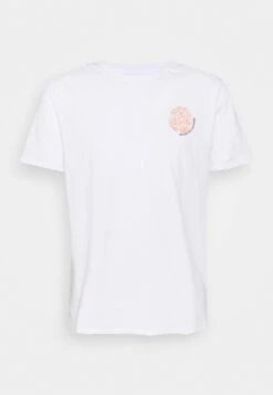 Pier One T-shirt Imprimé Prix Imbattable T-shirts Col Rond Homme -Mode Vêtements Boutique b63c5bcbdd7742b093ff28bcc57690d3