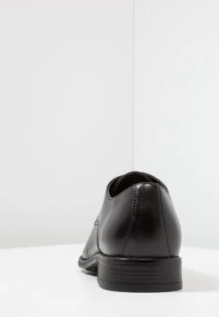 Pier One Petit Prix Derbies & Richelieus Chaussures De Ville Rond Homme -Mode Vêtements Boutique b6d2ef8916ee4c329716c04fa26e54b6